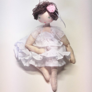Miss P�nelop patron poup�e chiffon An�mone 2
