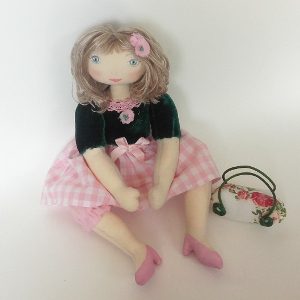 Miss P�nelop patron poup�e chiffon Marguerite 1