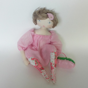 Miss P�nelop patron poup�e chiffon Sidonie 1