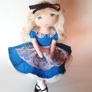Patron et tuto poup�e en tissu - Miss Penelop - Alice