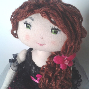 Patron poup�e de chiffon - Carmen