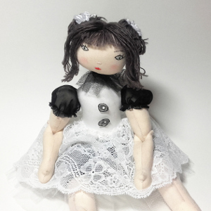 Patron et tutoriel poup�e de chiffon - Colombe