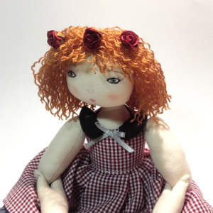 Patron poup�e en tissu - Coraline