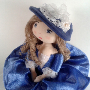Patron et tutoriel poup�e d'artiste - Sophie